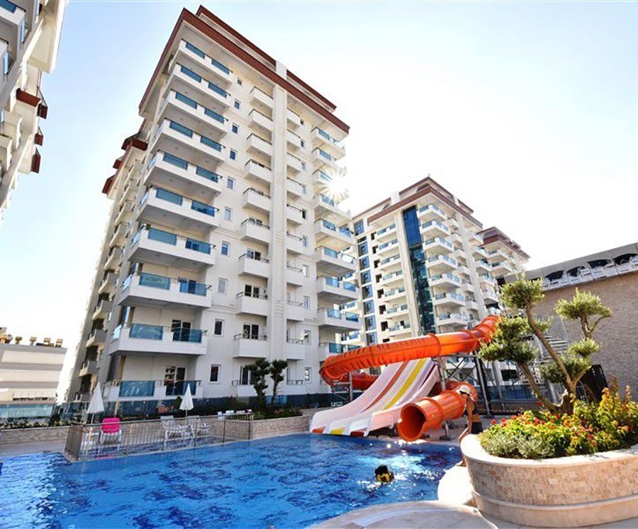 Lyxig 1+1 lägenhet med havs- och bergsutsikt i Alanya