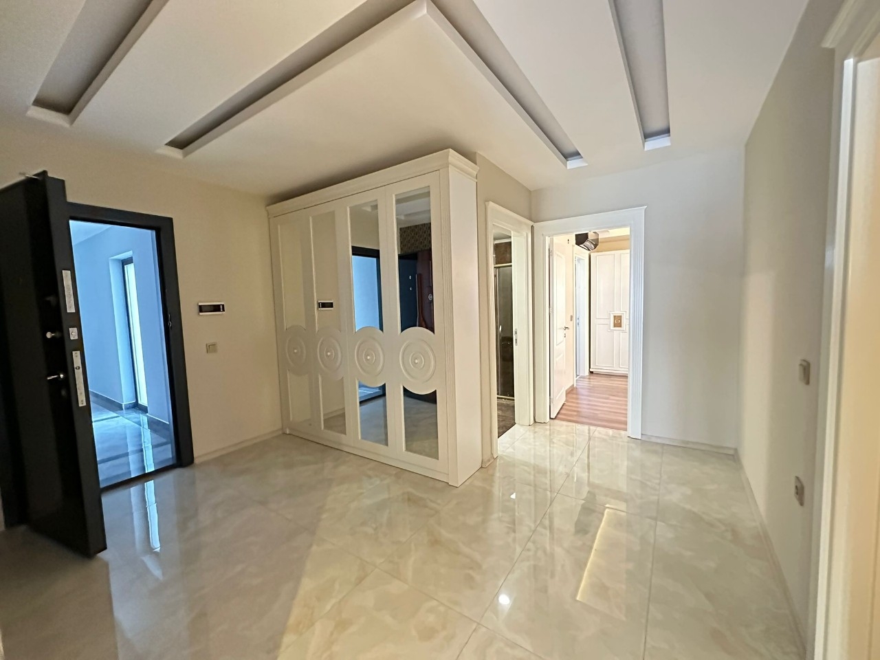 Luksus 2+1 Lejlighed med Hav- og Bjergudsigt, Alanya - Kargicak