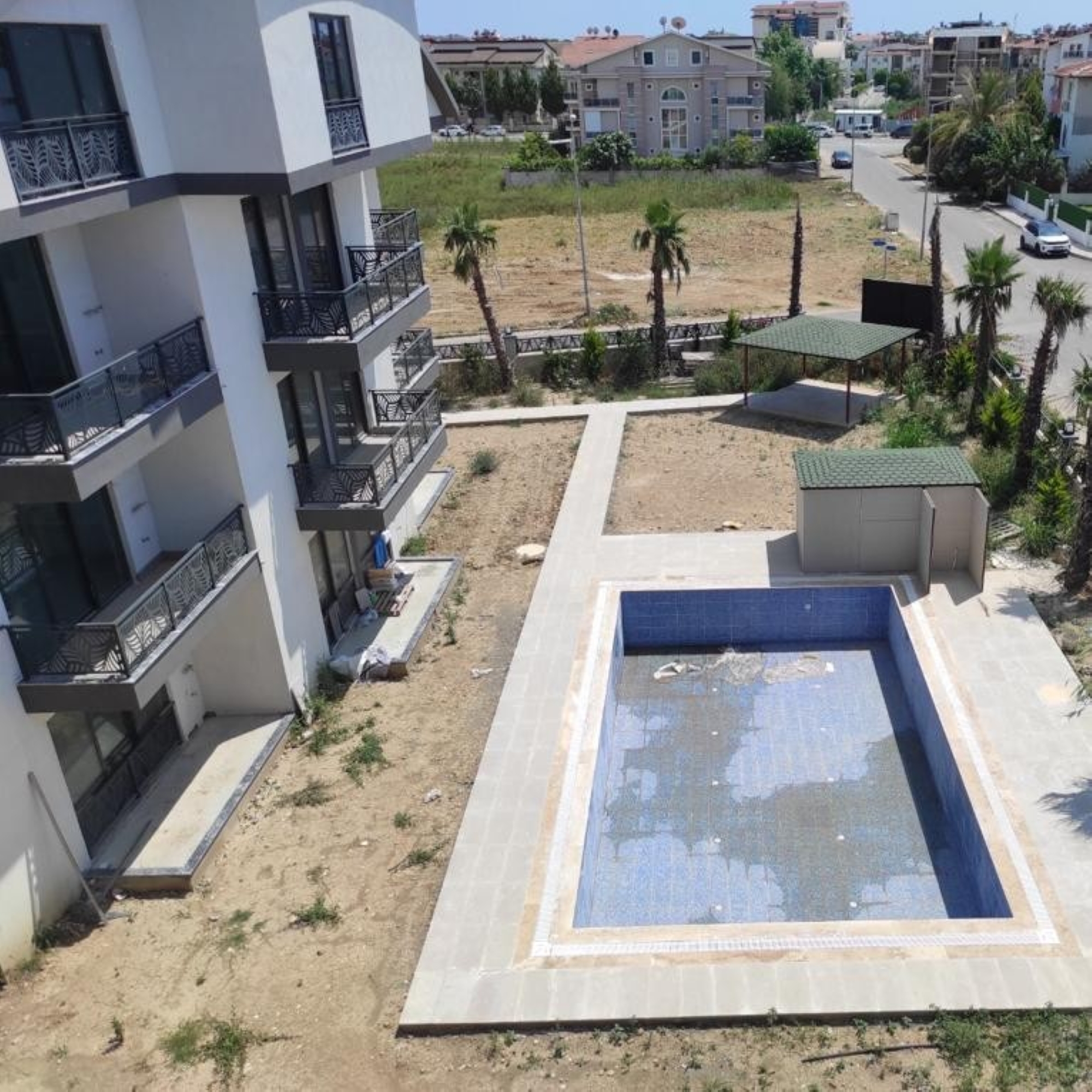 Luxuriöse 3+1 Wohnung mit Pool im Zentrum von Belek