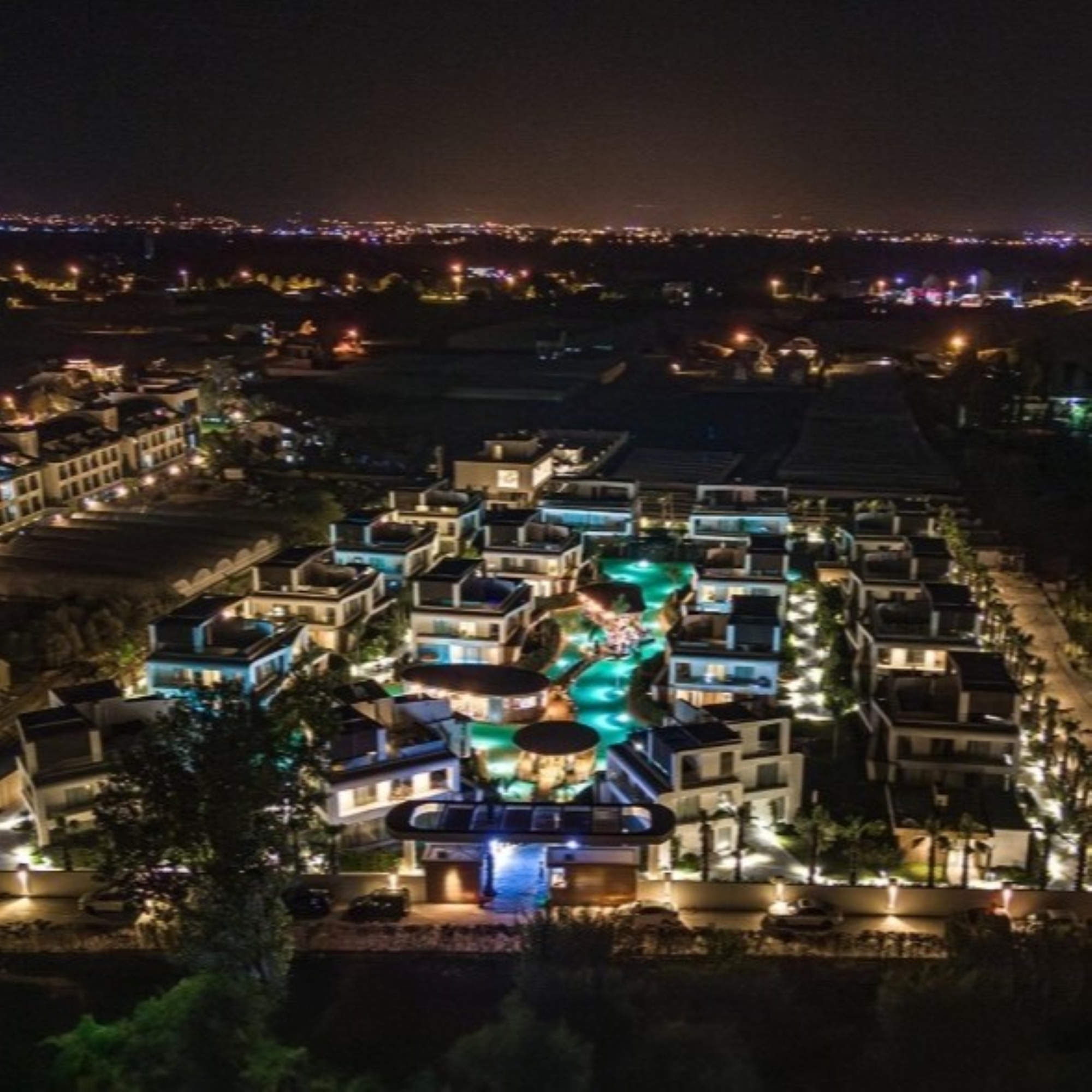 Luksuriøs 3+1 Villa med Basseng og Treningssenter i Belek Sentrum