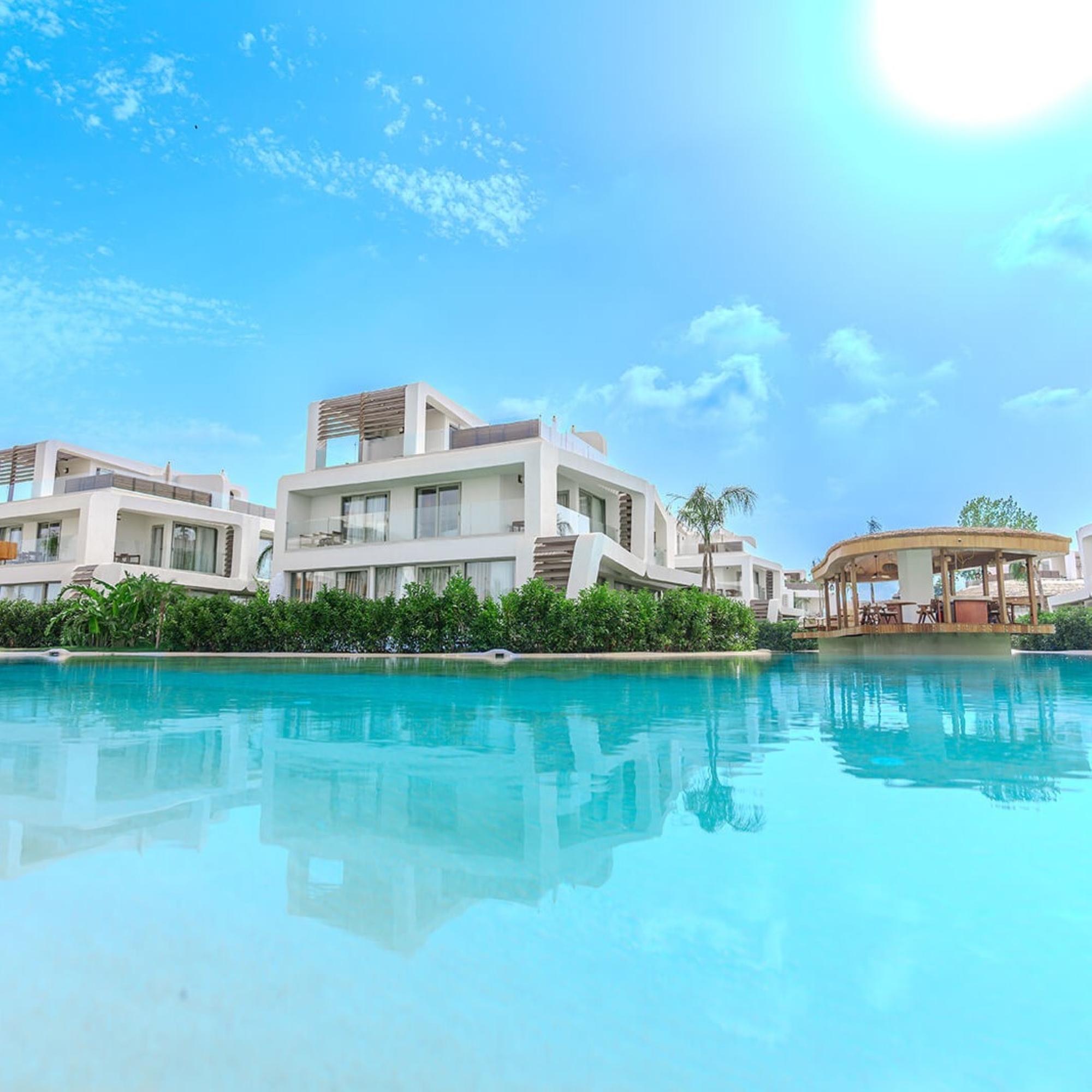 Luksuriøs 3+1 Villa med Basseng og Treningssenter i Belek Sentrum