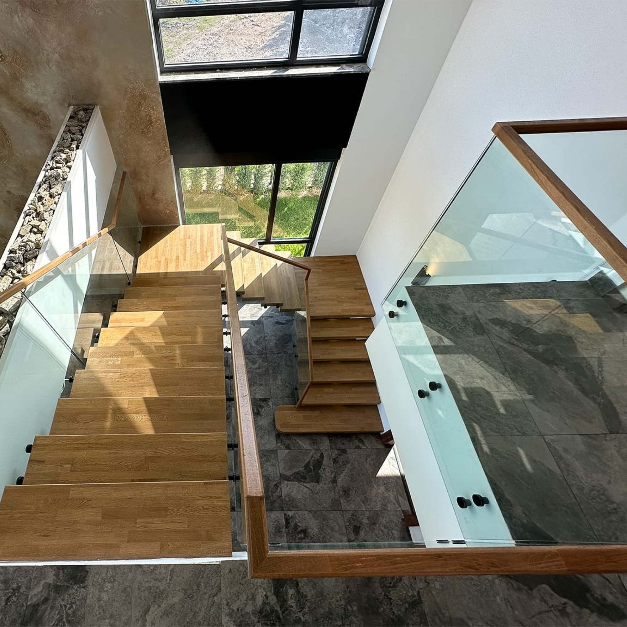 Romslig 4+1 Villa med Basseng & Lekeplass for Barn, BELEK Senter