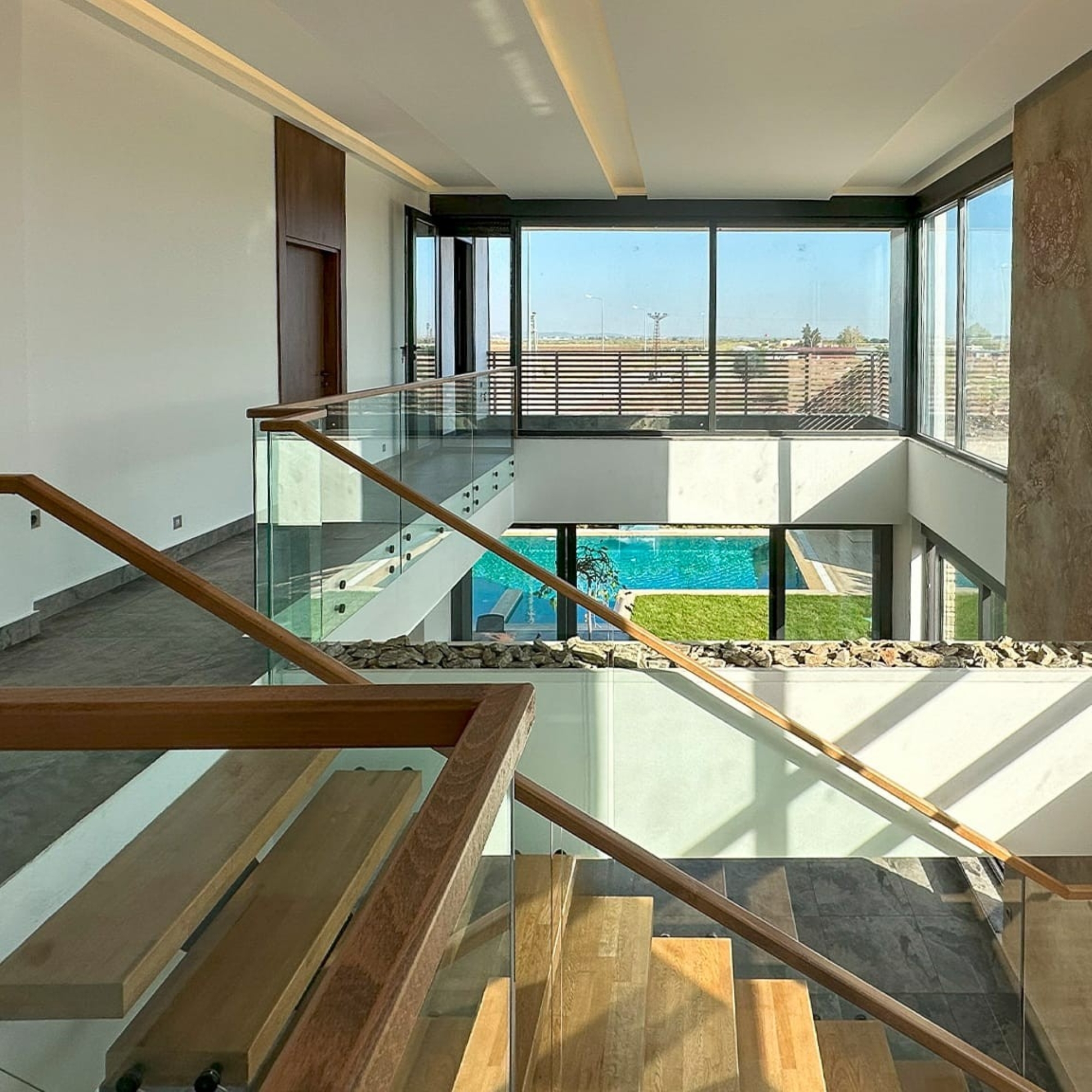 Romslig 4+1 Villa med Basseng & Lekeplass for Barn, BELEK Senter