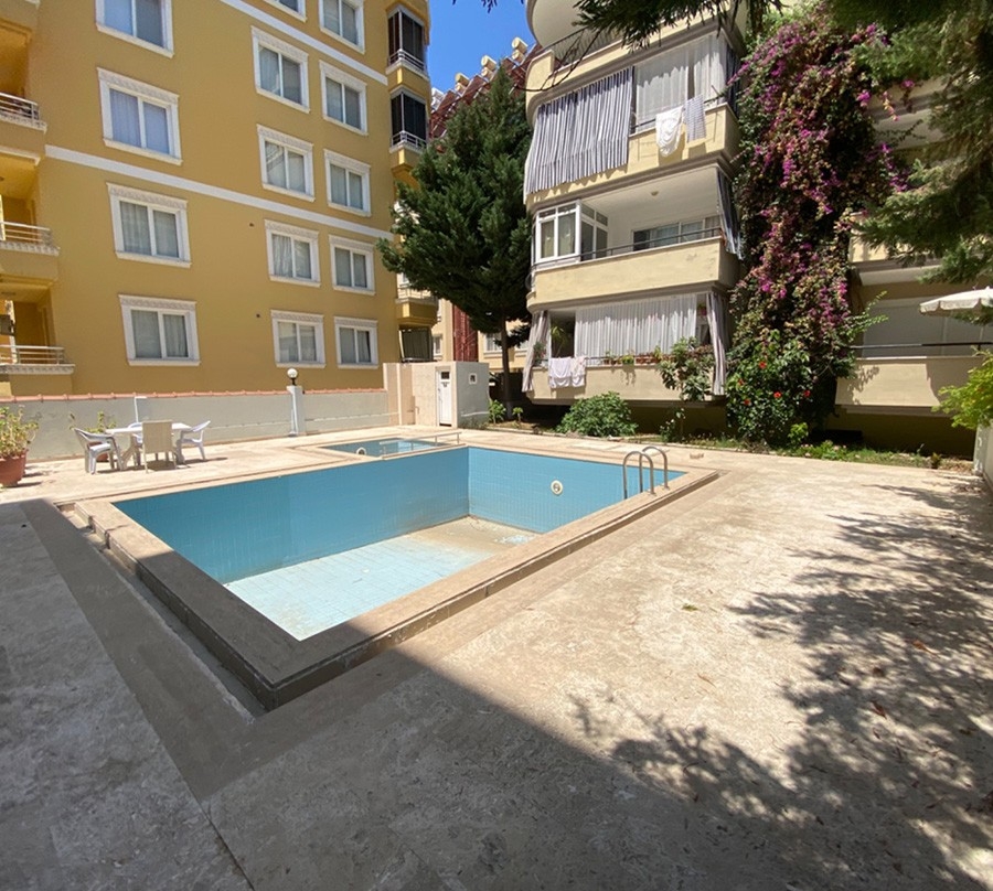 Luxury 2+1 Apartment with Mountain View in Mahmutlar
