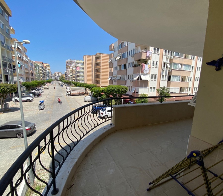 Luxury 2+1 Apartment with Mountain View in Mahmutlar