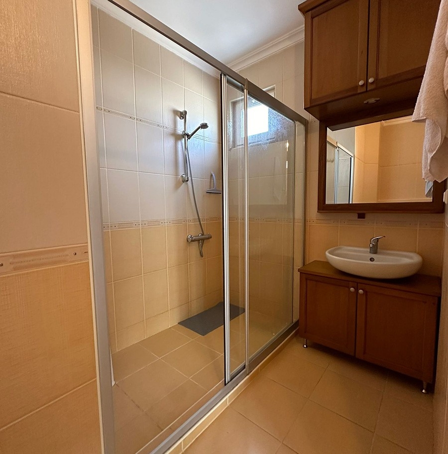 Luxuriöse 2+1 Wohnung mit Meerblick in Alanya