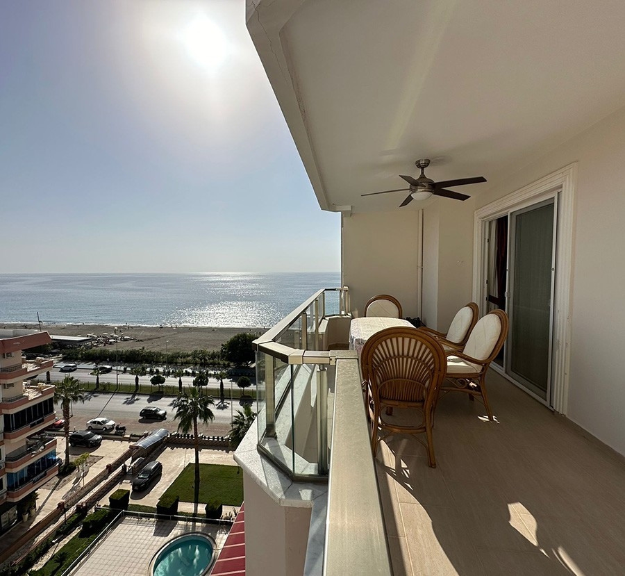 Luxuriöse 2+1 Wohnung mit Meerblick in Alanya
