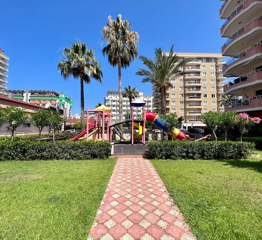 Ylellinen 2+1 asunto meri- ja vuorinäköalalla, Alanya - Mahmutlar