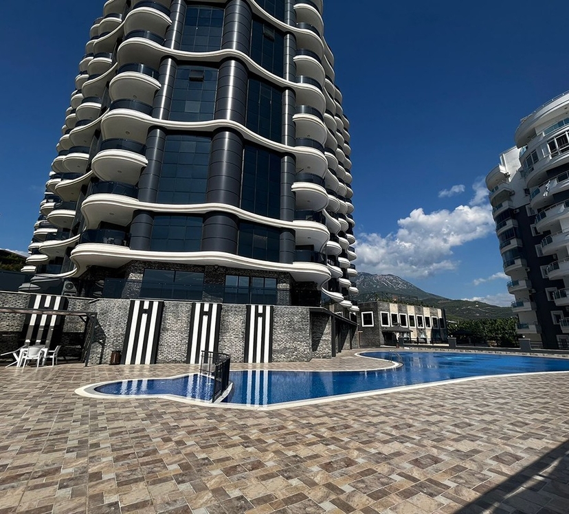 Luxury 2+1 Apartment with Mountain View in Mahmutlar