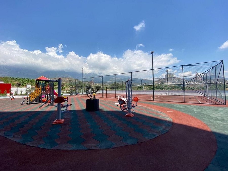 Luxury 2+1 Apartment with Mountain View in Mahmutlar