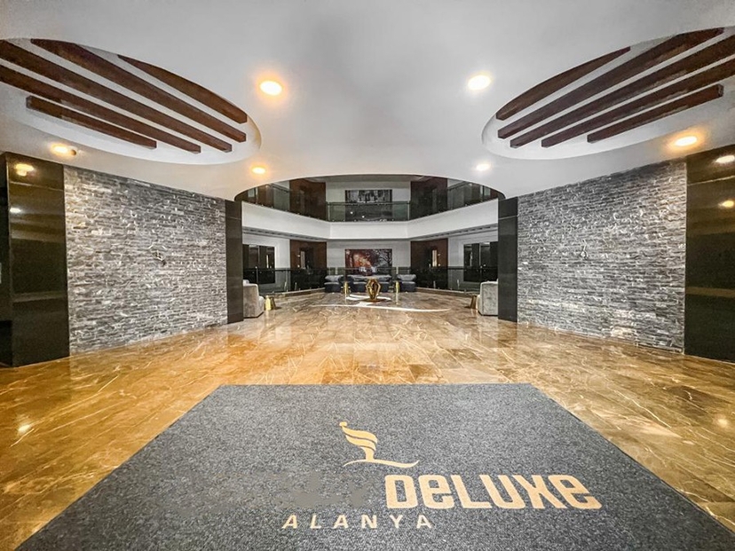 Luxury 2+1 Apartment with Mountain View in Mahmutlar