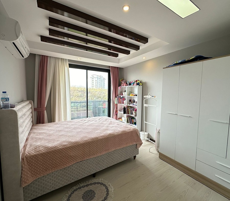 Luxury 2+1 Apartment with Mountain View in Mahmutlar