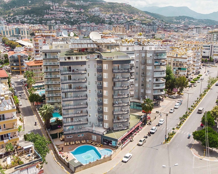 Luxurious 1+1 Apartment with Mountain Views, Alanya Center