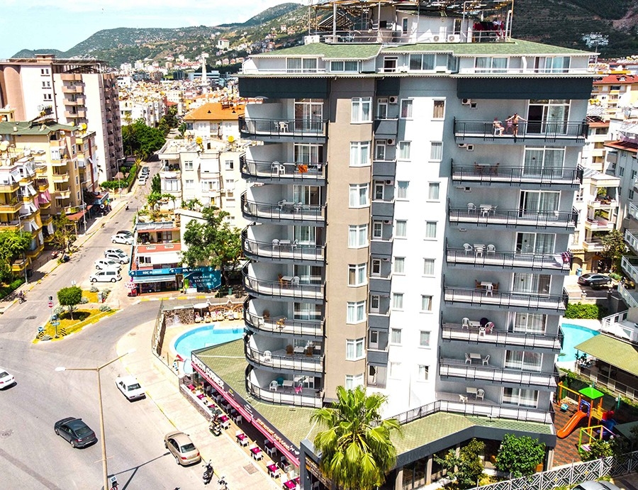 Luxurious 1+1 Apartment with Mountain Views, Alanya Center