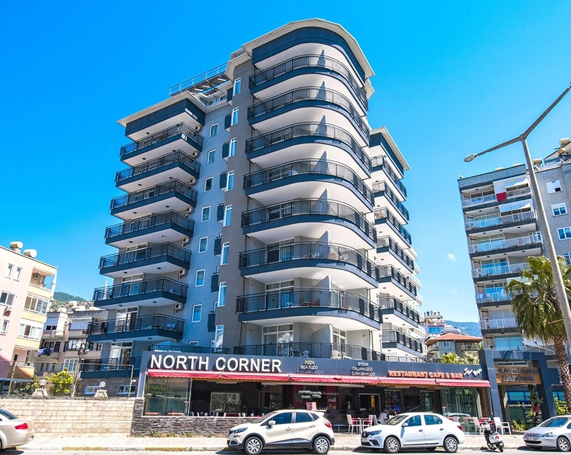 Luxurious 1+1 Apartment with Mountain Views, Alanya Center