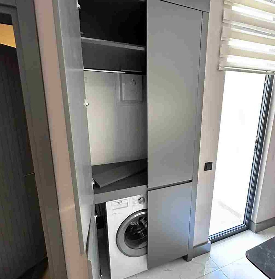 Luxurious 1+1 Apartment with Mountain Views, Alanya Center