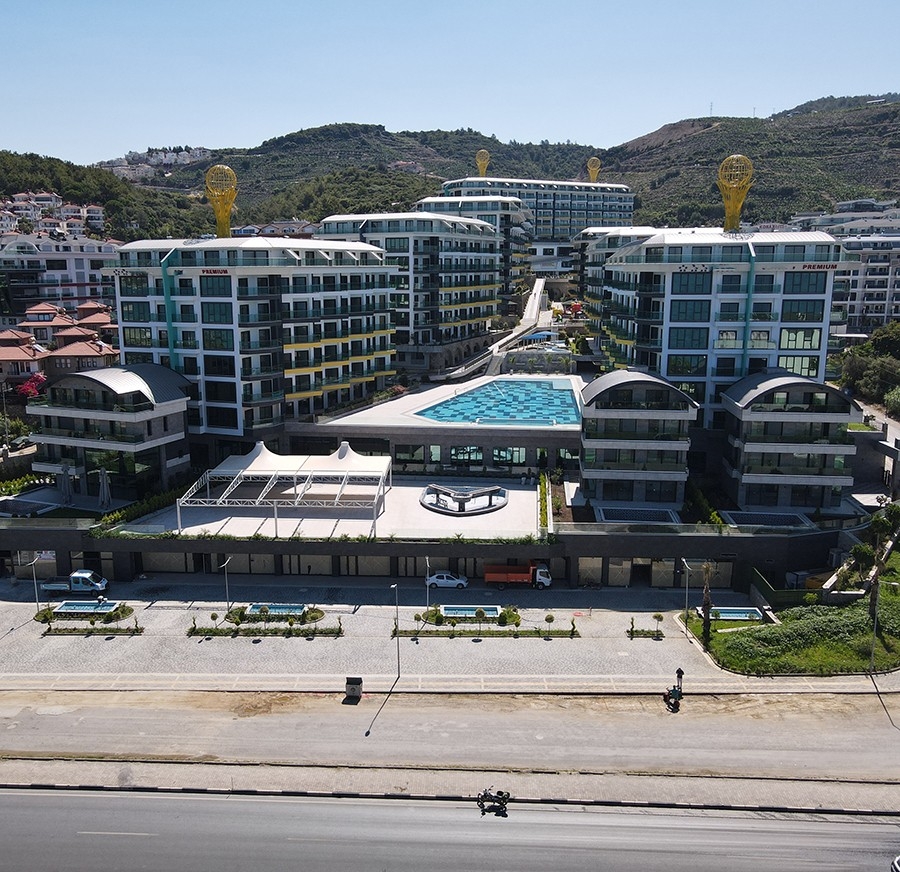 Luksuriøs 2+2 lejlighed med hav- og bjergudsigt i Kargicak, Alanya