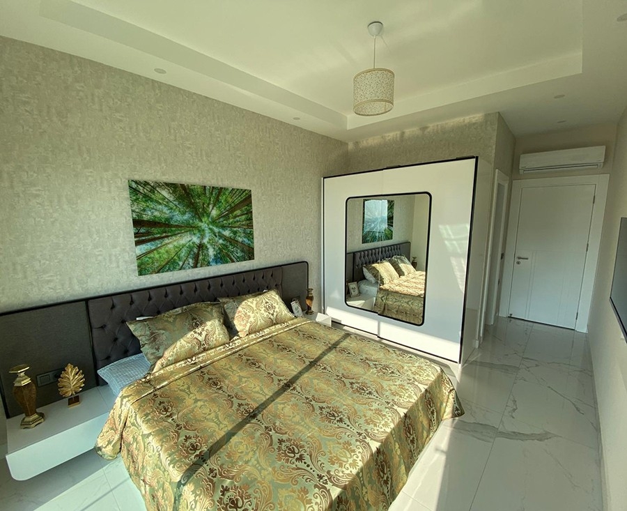 Luksuriøs 2+2 lejlighed med hav- og bjergudsigt i Kargicak, Alanya