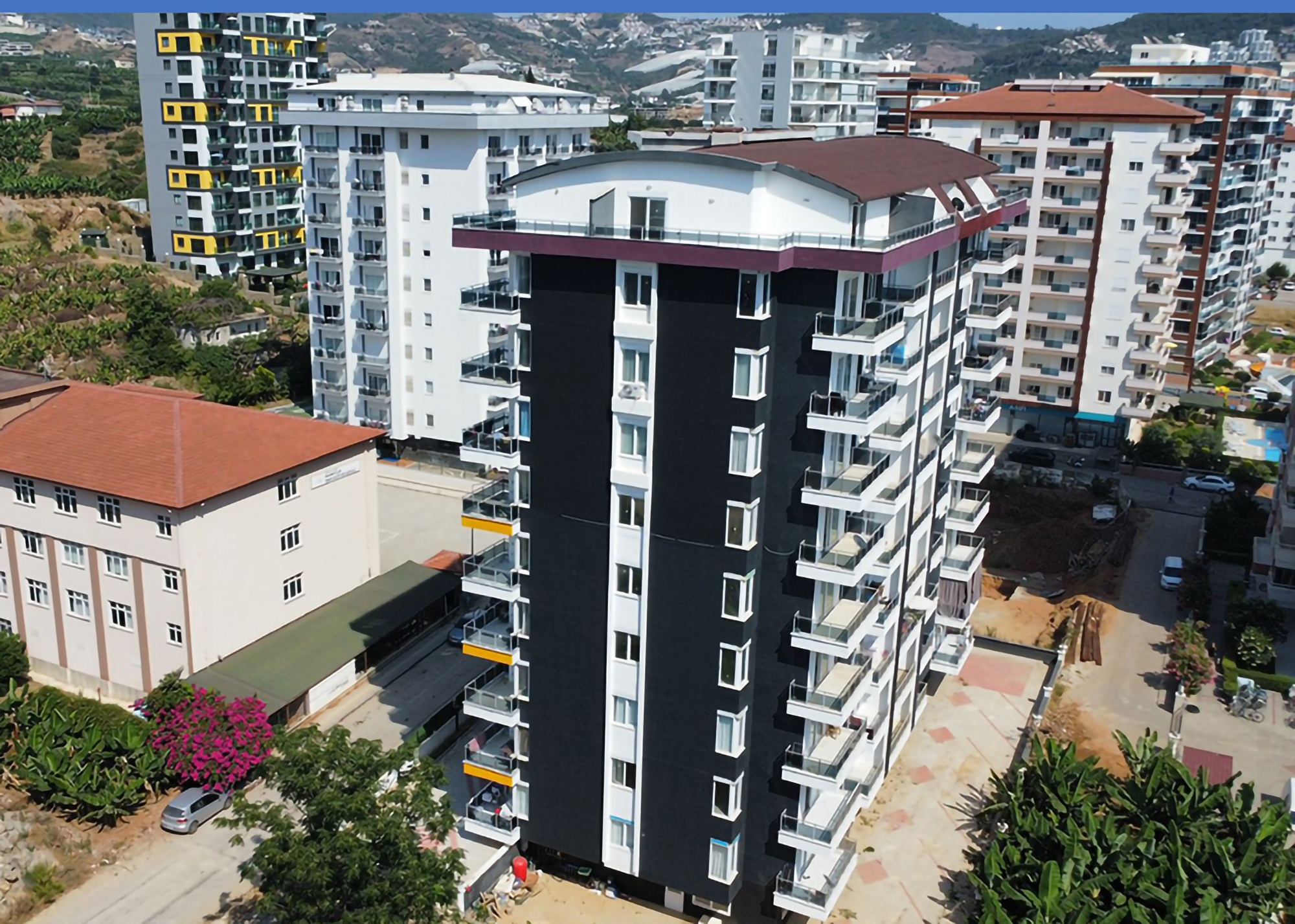 Luxury 1+1 Apartment with Mountain View in Mahmutlar, Alanya