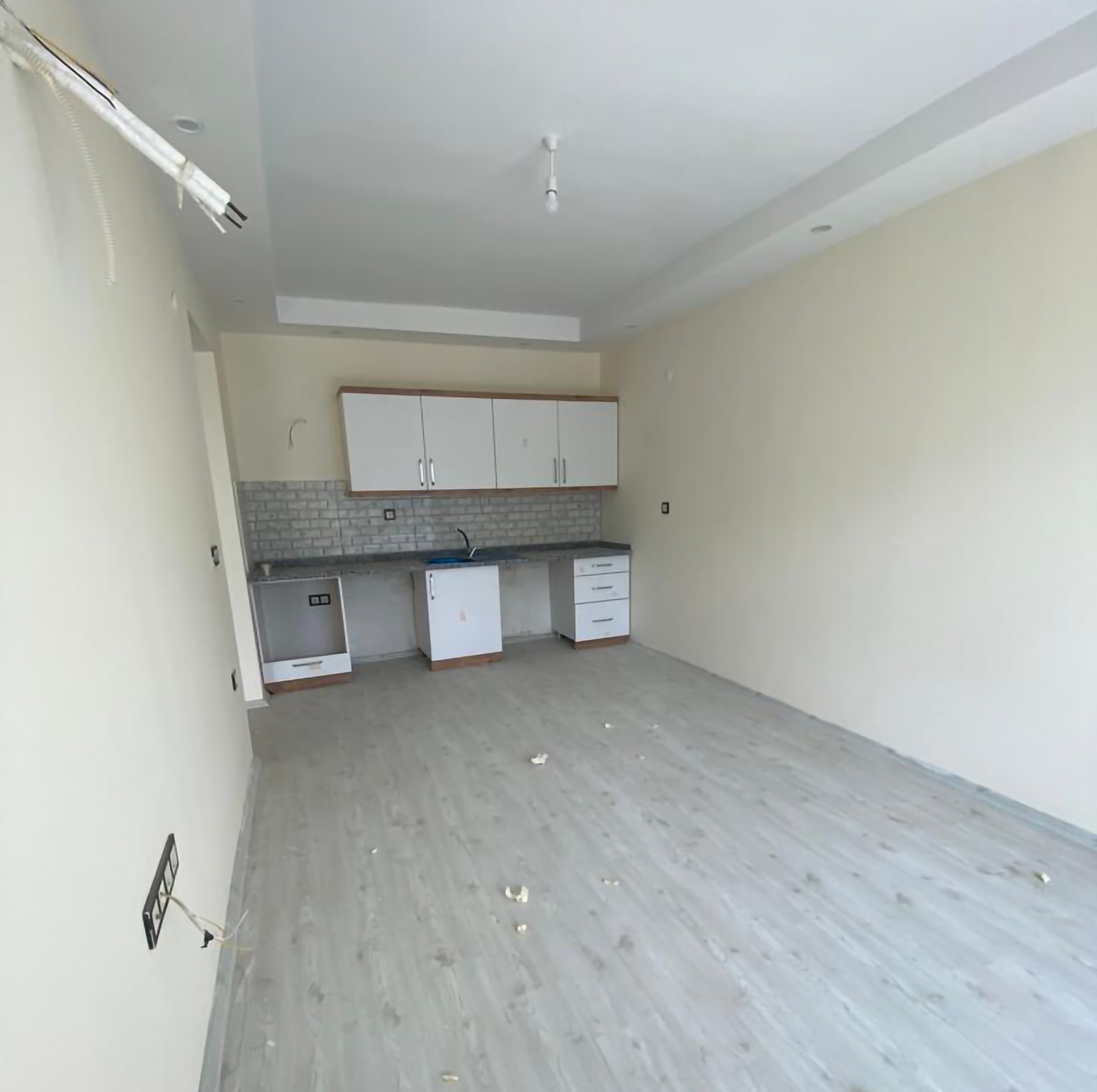 Luxury 1+1 Apartment with Mountain View in Mahmutlar, Alanya