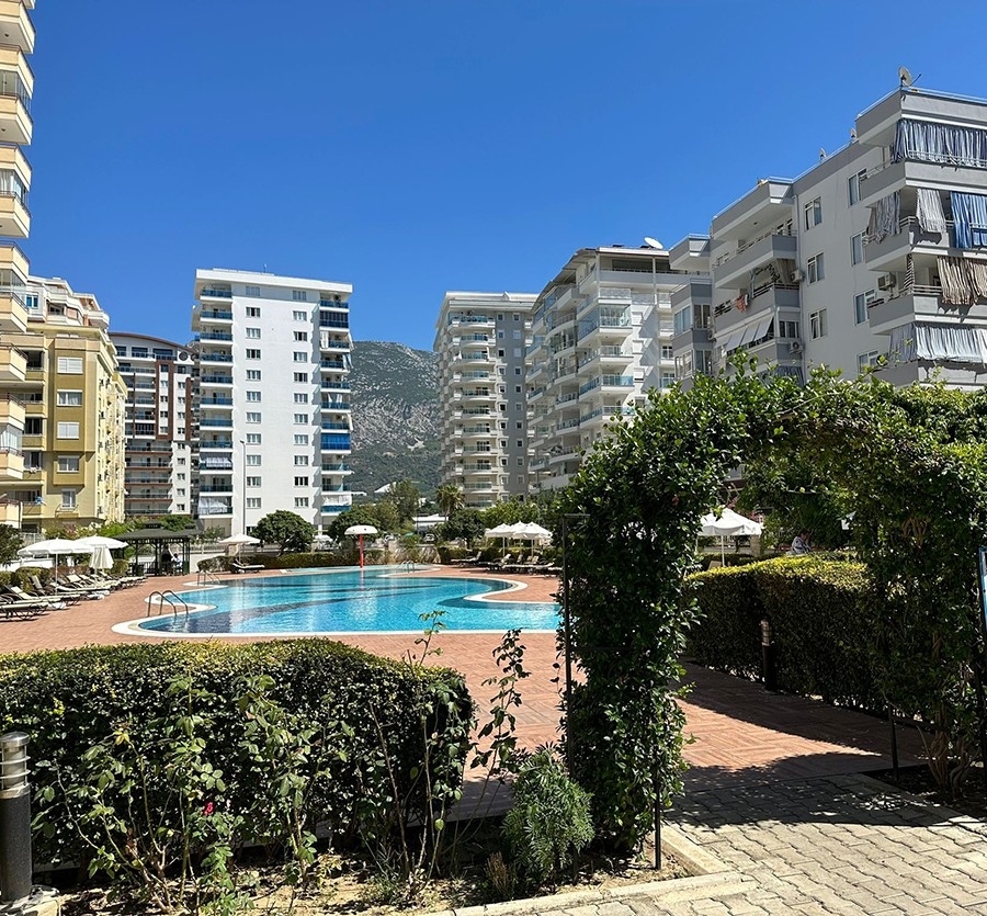 Luxury 3+1 Penthouse with Sea and Mountain Views, Alanya - Mahmutlar