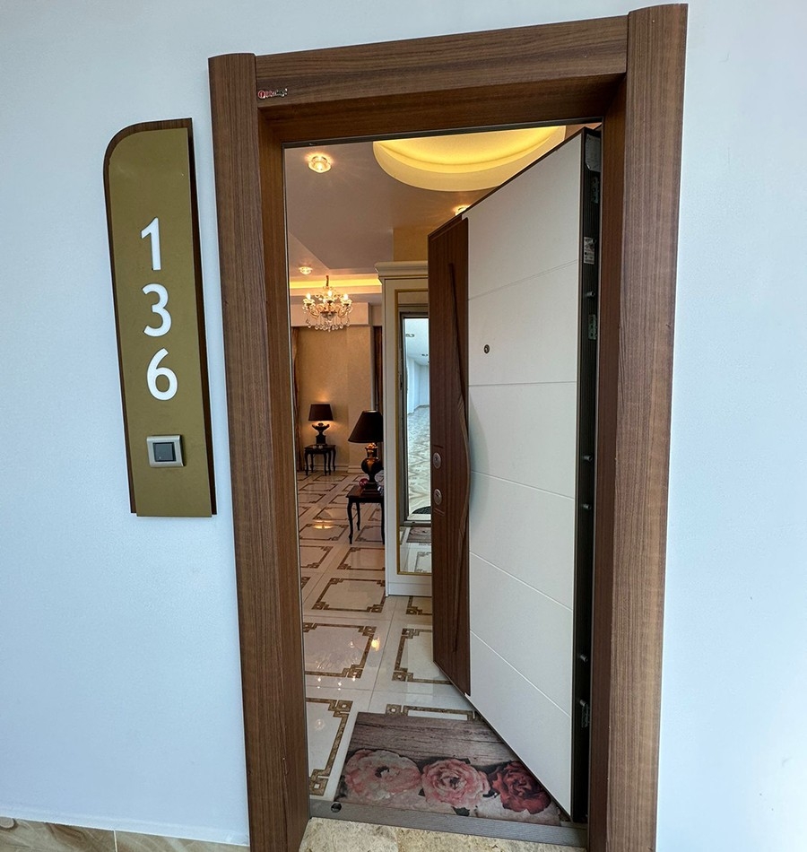 Luxury 3+1 Penthouse with Sea and Mountain Views, Alanya - Mahmutlar