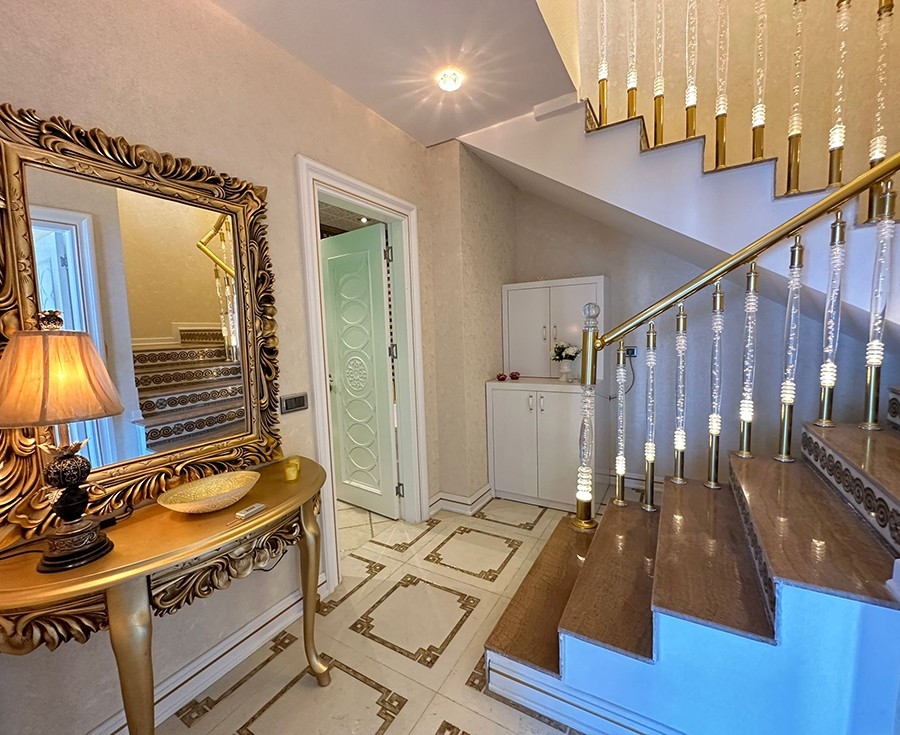 Luxury 3+1 Penthouse with Sea and Mountain Views, Alanya - Mahmutlar