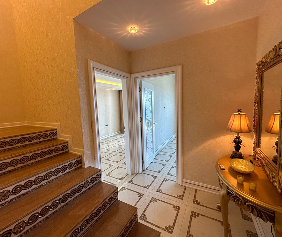 Luxury 3+1 Penthouse with Sea and Mountain Views, Alanya - Mahmutlar