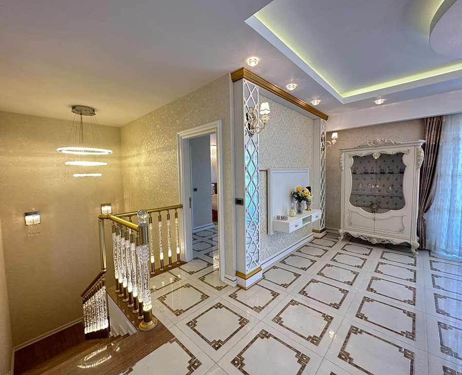 Luxury 3+1 Penthouse with Sea and Mountain Views, Alanya - Mahmutlar