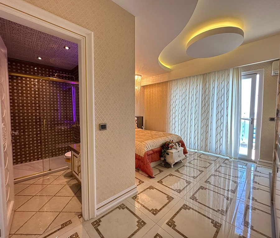 Luxury 3+1 Penthouse with Sea and Mountain Views, Alanya - Mahmutlar