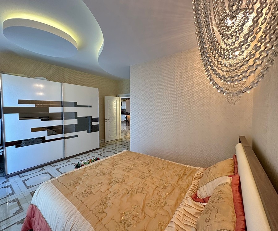 Luxury 3+1 Penthouse with Sea and Mountain Views, Alanya - Mahmutlar