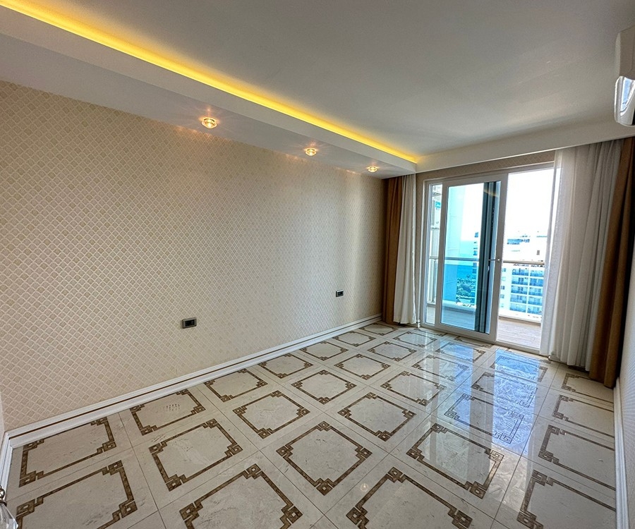 Luxury 3+1 Penthouse with Sea and Mountain Views, Alanya - Mahmutlar