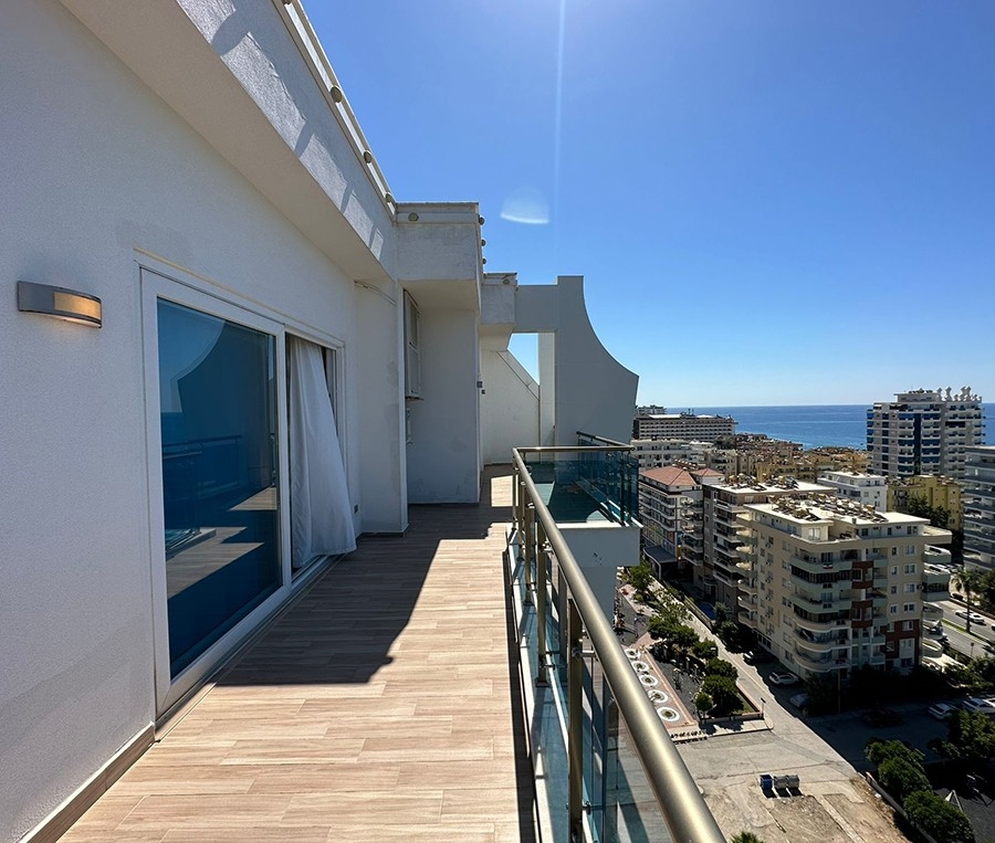 Luxury 3+1 Penthouse with Sea and Mountain Views, Alanya - Mahmutlar