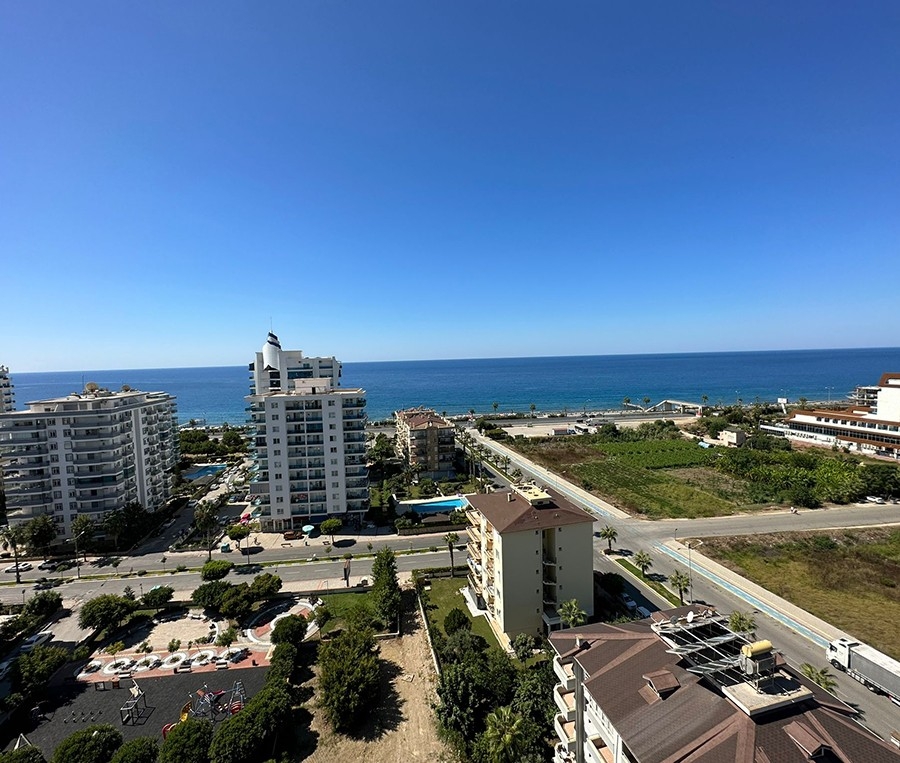 Luxury 3+1 Penthouse with Sea and Mountain Views, Alanya - Mahmutlar