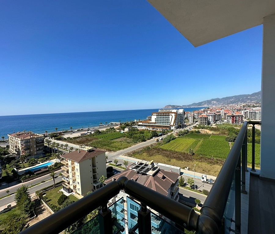 Luxury 3+1 Penthouse with Sea and Mountain Views, Alanya - Mahmutlar