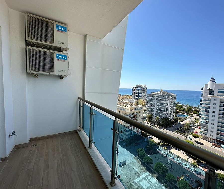 Luxury 3+1 Penthouse with Sea and Mountain Views, Alanya - Mahmutlar