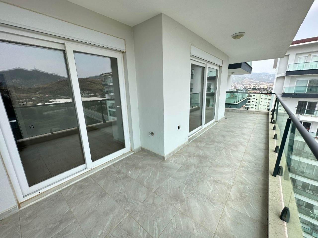 Luksuriøs 4+1 Lejlighed med Hav- og Bjergudsigt, Alanya - Gazipasa