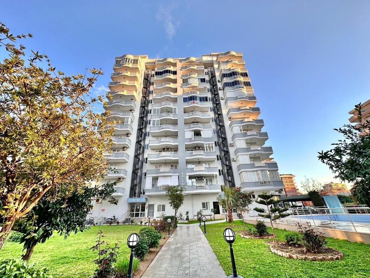 Luxury 4+1 Penthouse with Sea and Mountain Views, Alanya