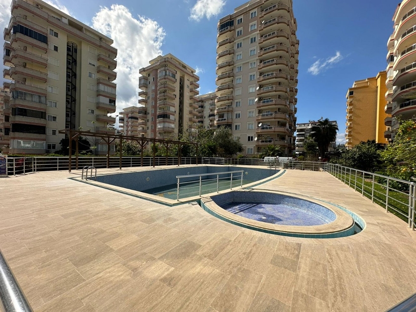 Luxury 4+1 Penthouse with Sea and Mountain Views, Alanya