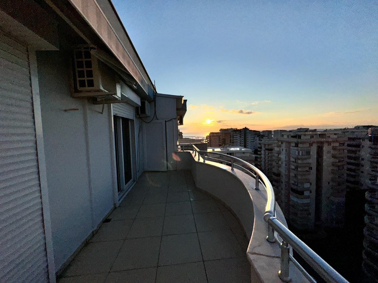 Luxury 4+1 Penthouse with Sea and Mountain Views, Alanya