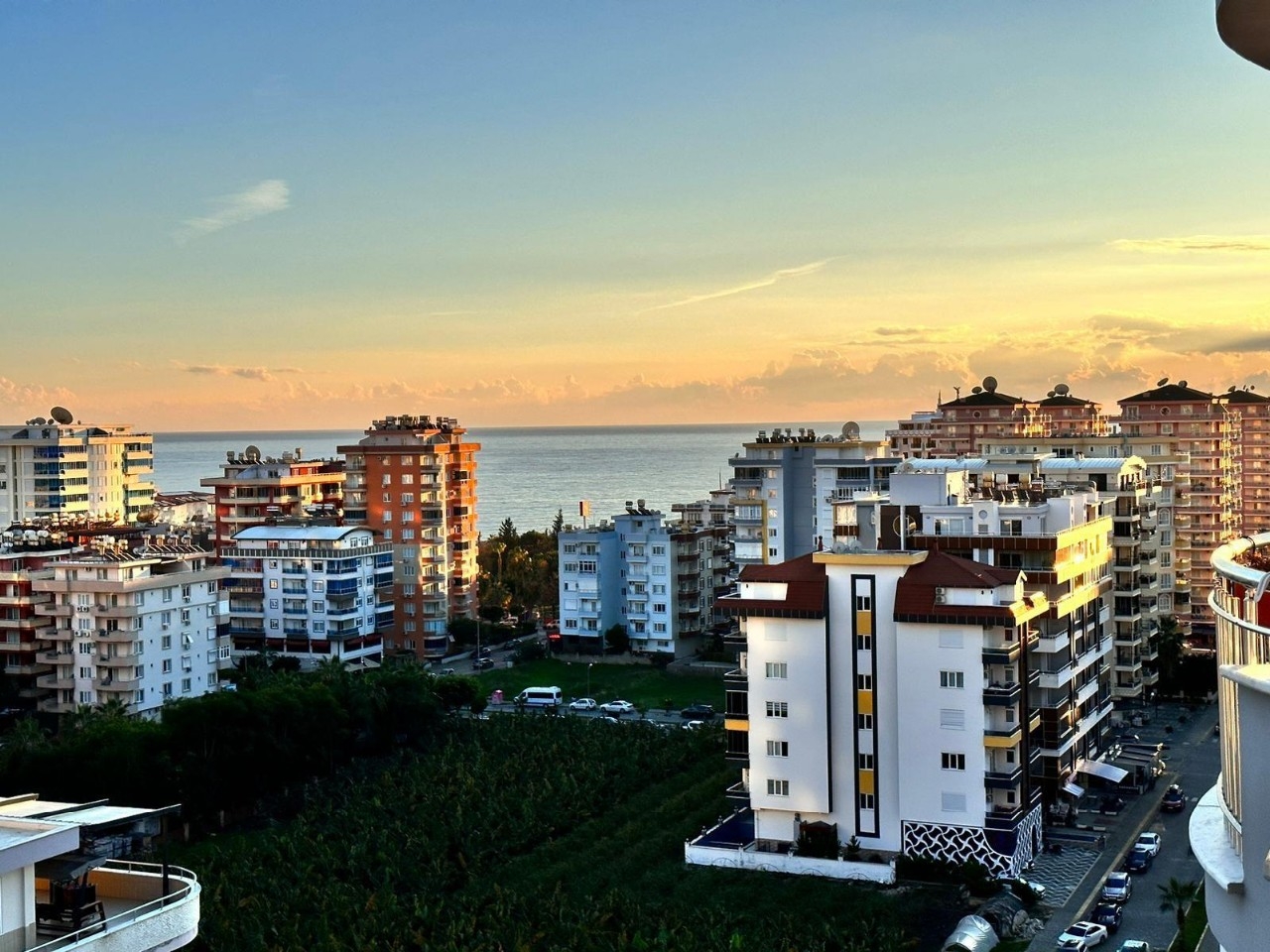 Luxury 4+1 Penthouse with Sea and Mountain Views, Alanya