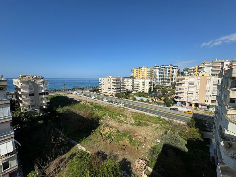 Luxury 4+1 Apartment with Sea and Mountain Views in Mahmutlar