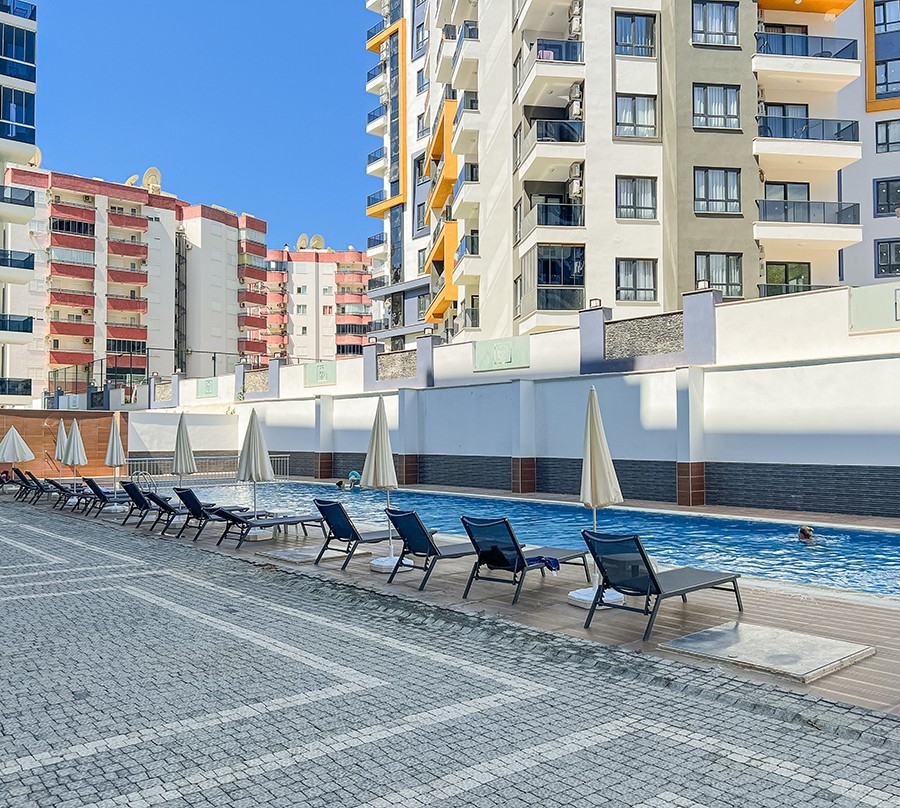 Luksuriøs 1+1 Leilighet med Fjellutsikt i Alanya