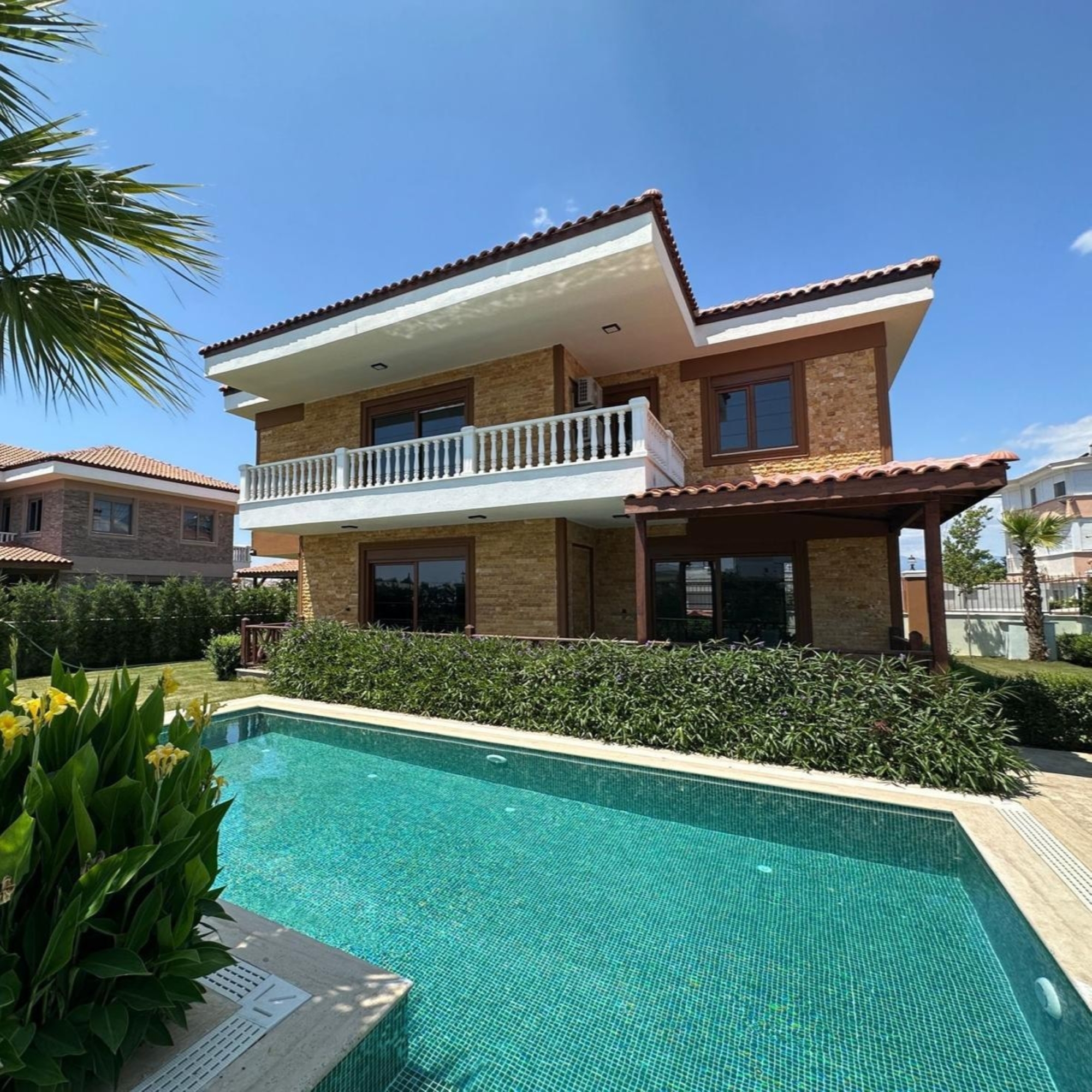 Ylellinen 4+1 Huvila Vuorinäköalalla, Belek