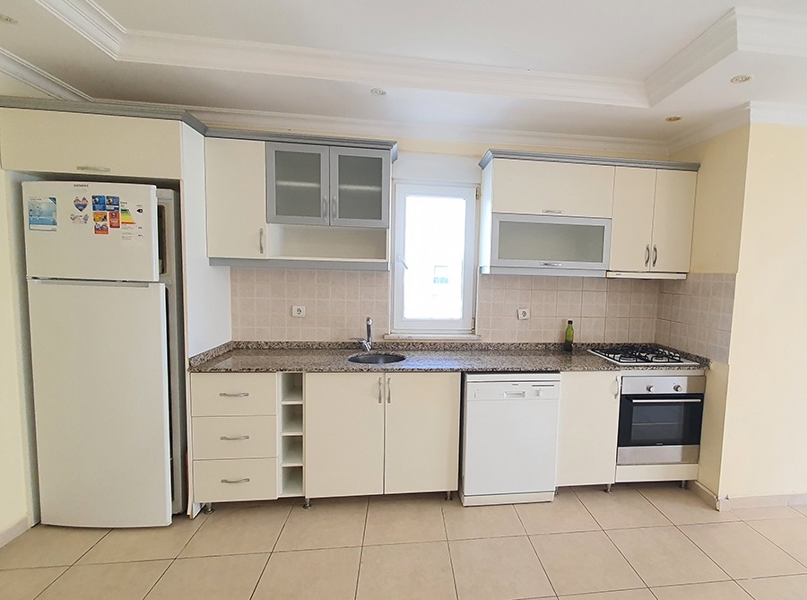 Luxuriöses 3+1 Apartment mit Burg- und Bergblick, Tosmur