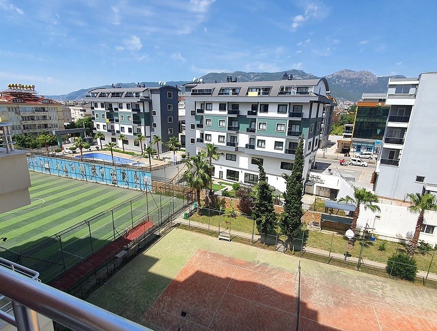 Luxuriöses 3+1 Apartment mit Burg- und Bergblick, Tosmur