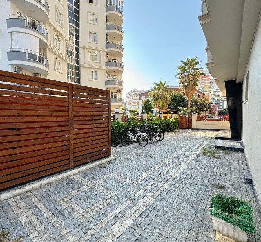 Luxurious 2+1 Apartment with Mountain View, Alanya - Mahmutlar