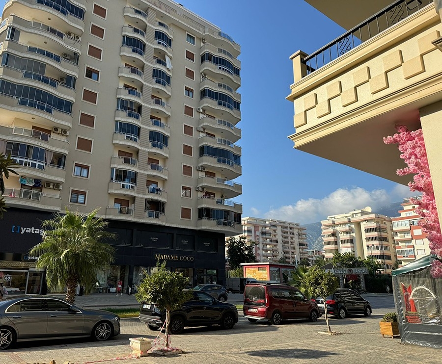 Luxurious 2+1 Apartment with Mountain View, Alanya - Mahmutlar
