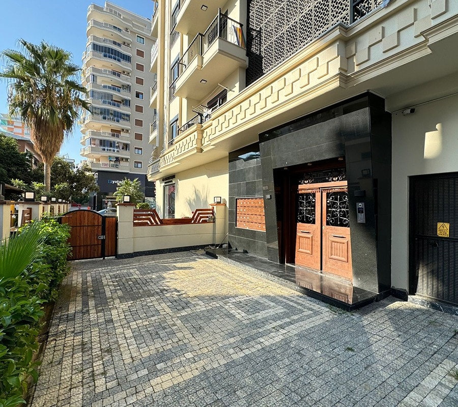 Luxurious 2+1 Apartment with Mountain View, Alanya - Mahmutlar