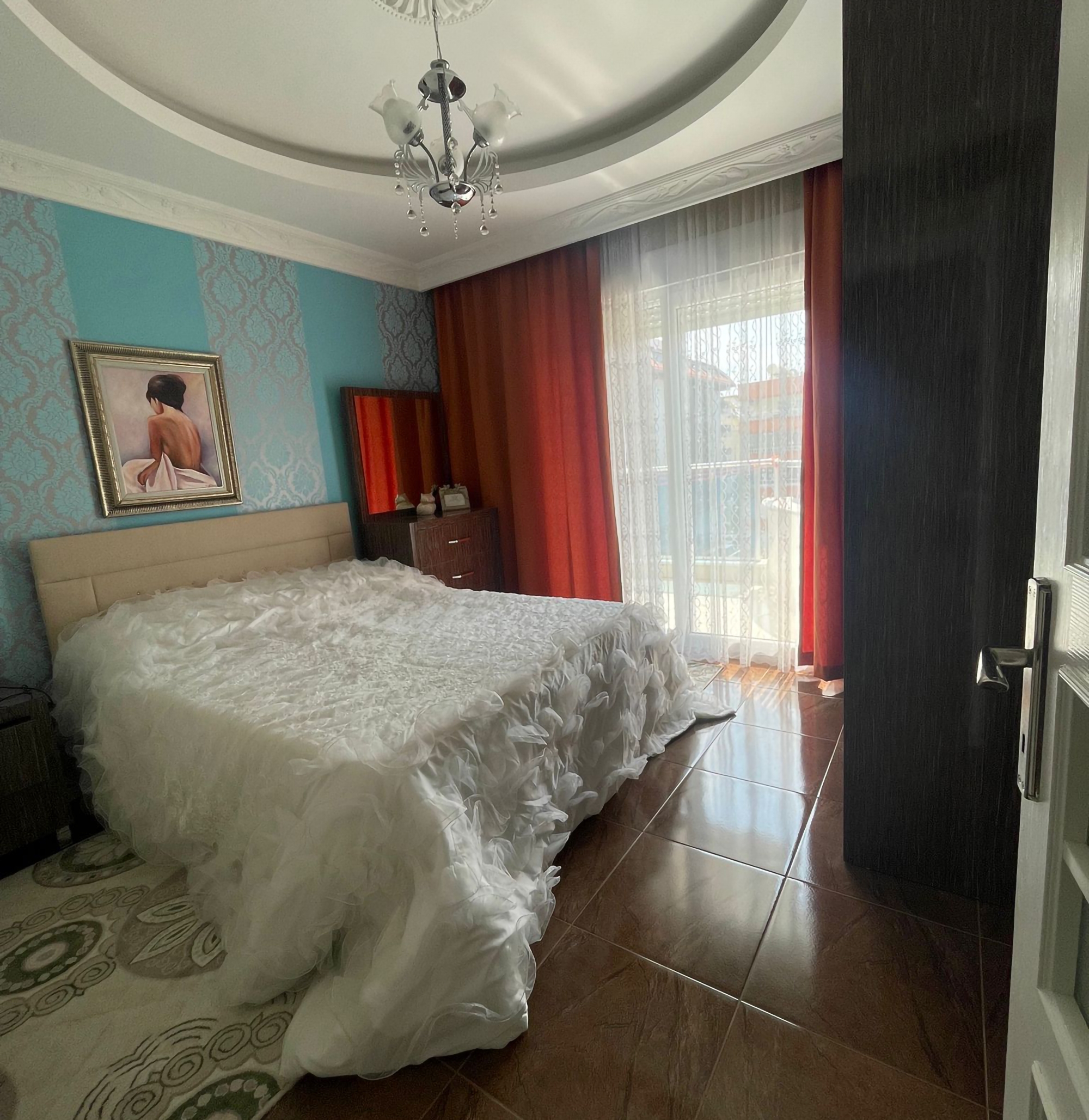Ylellinen 2+1 asunto vuorinäköalalla, Alanya-Mahmutlar